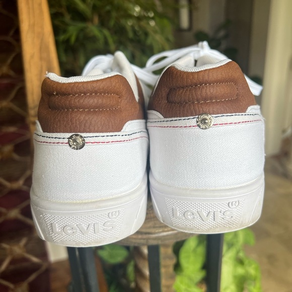 Levi’s Carter men’s sneakers very good condition size 13 - Picture 8 of 14